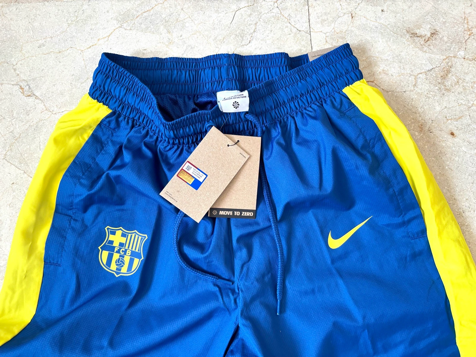 Pantalones deportivos Nike Fc Barcelona Azul y Amarillo – photo 2